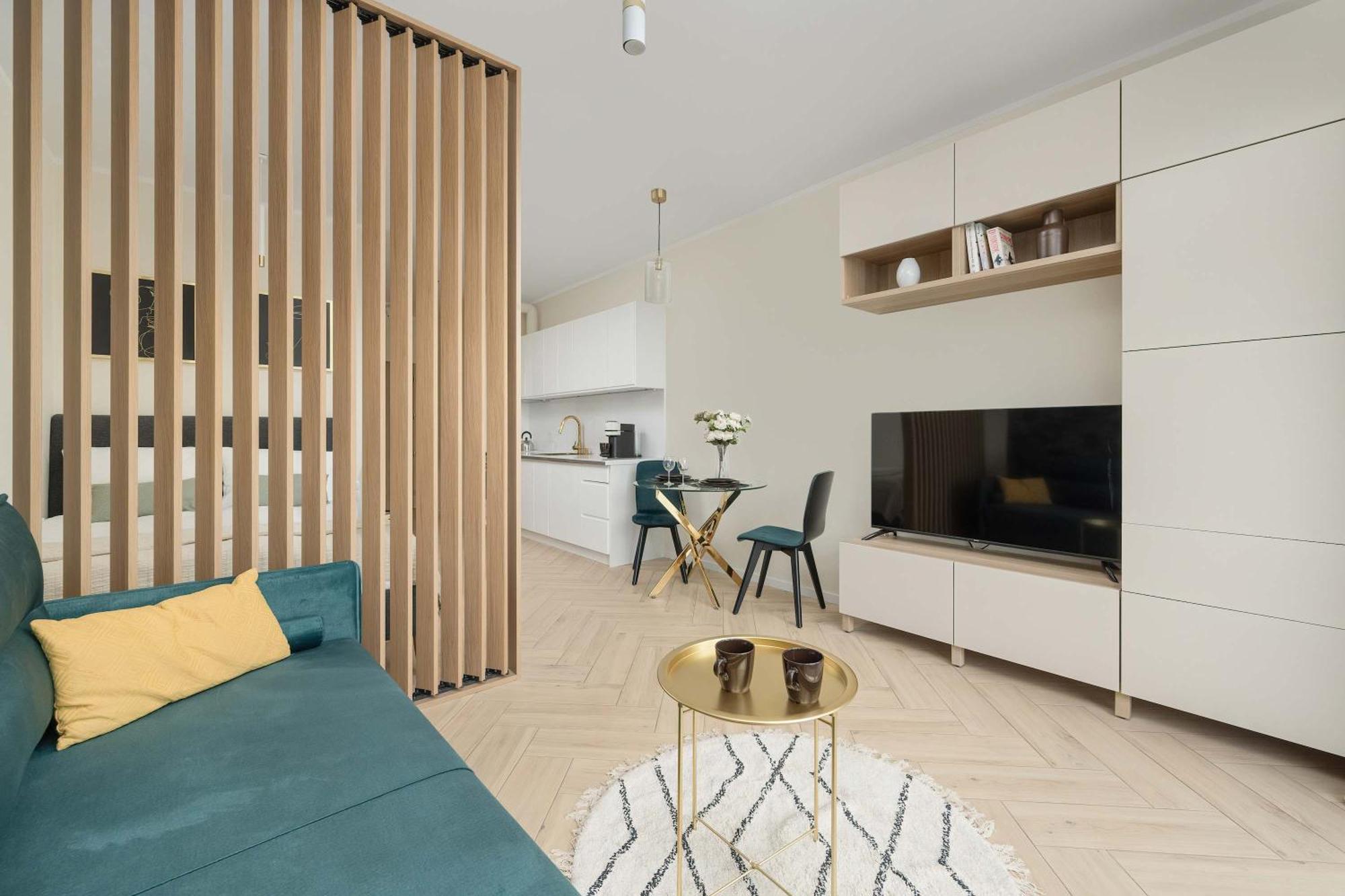 Old Town River With Balcony & Parking By Renters Apartament *